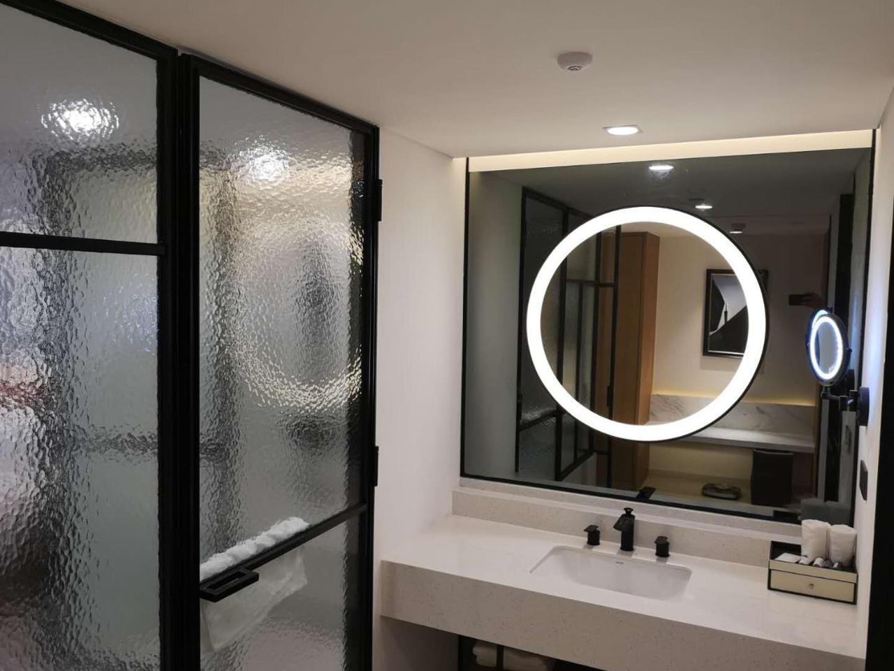 Rezen Longuu Hotel 광저우 외부 사진